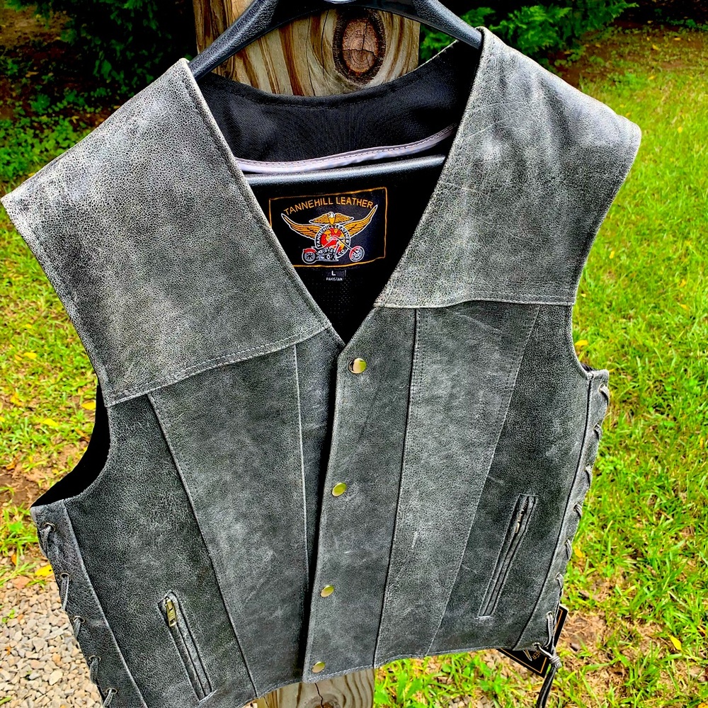 Men’s Conceal Carry Leather Vest in Gray